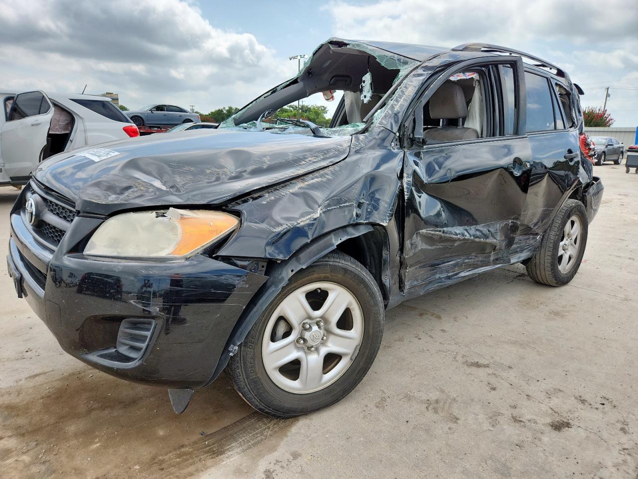 TOYOTA RAV4 2012