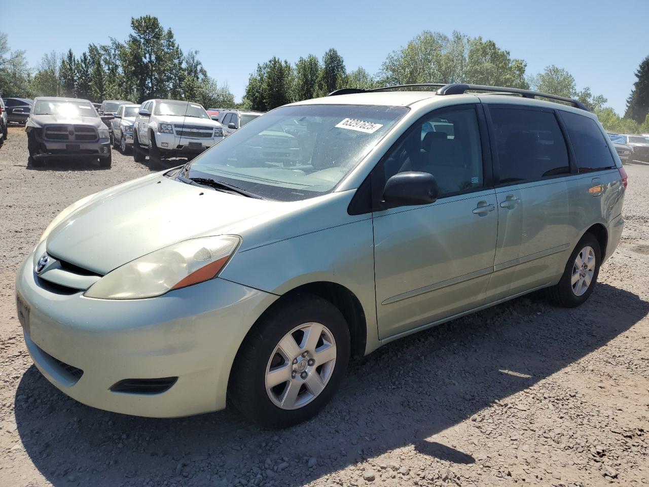 TOYOTA SIENNA CE 2006