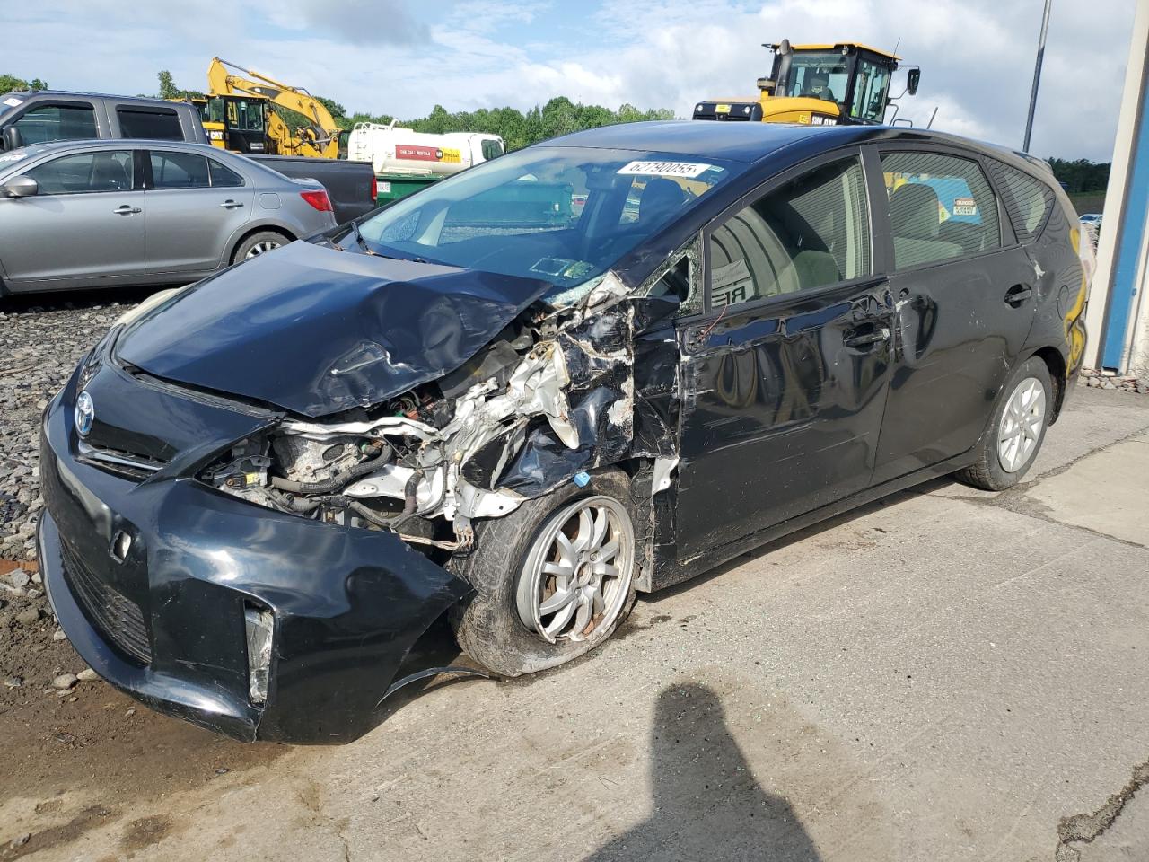 TOYOTA PRIUS V 2014