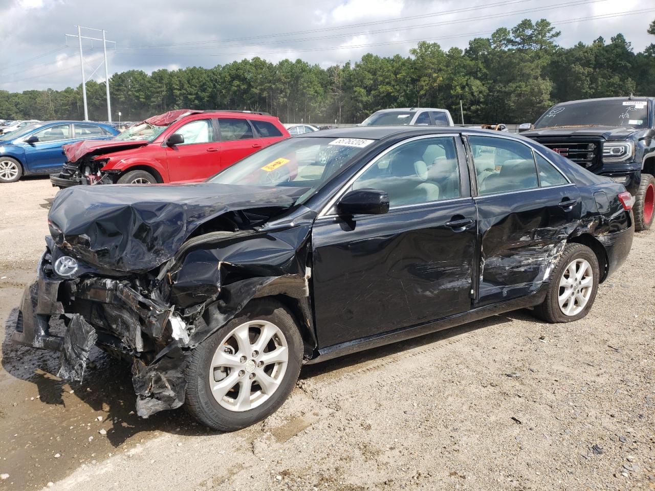 TOYOTA CAMRY BASE 2011