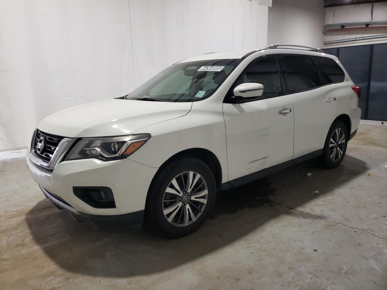 NISSAN PATHFINDER 2019