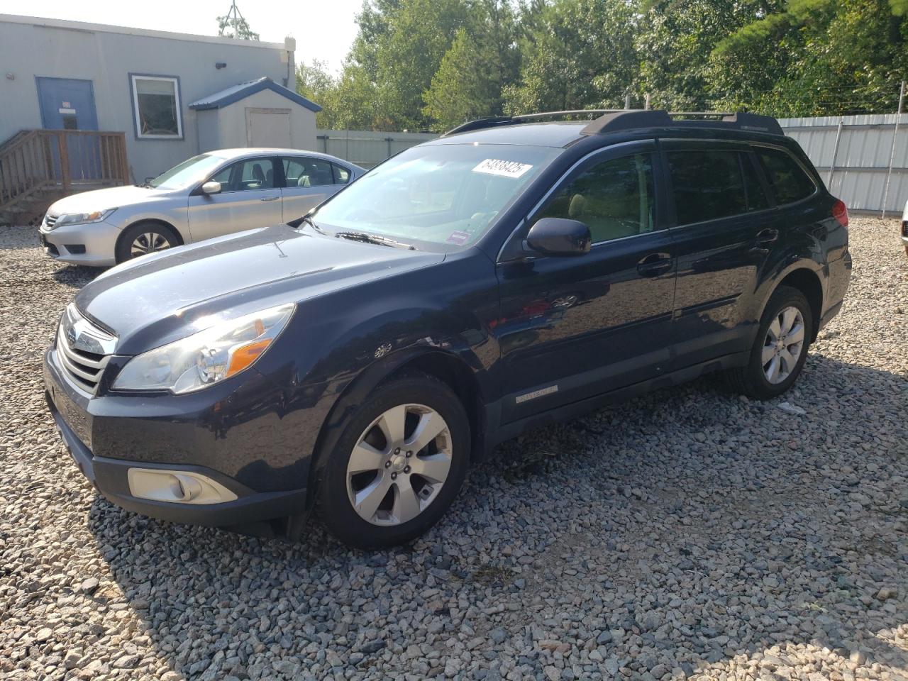 SUBARU OUTBACK 2. 2012