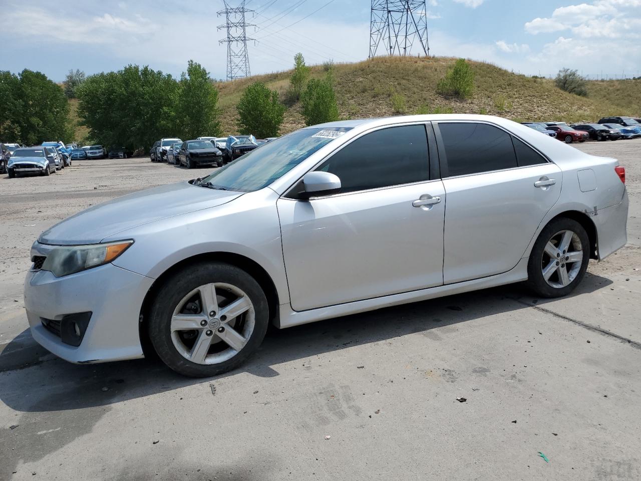TOYOTA CAMRY BASE 2012