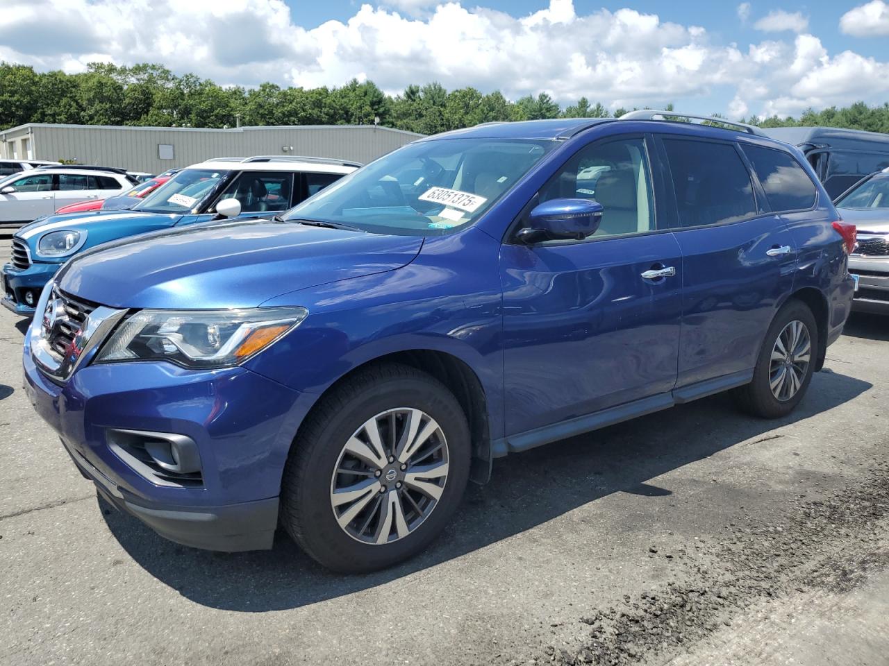NISSAN PATHFINDER 2017
