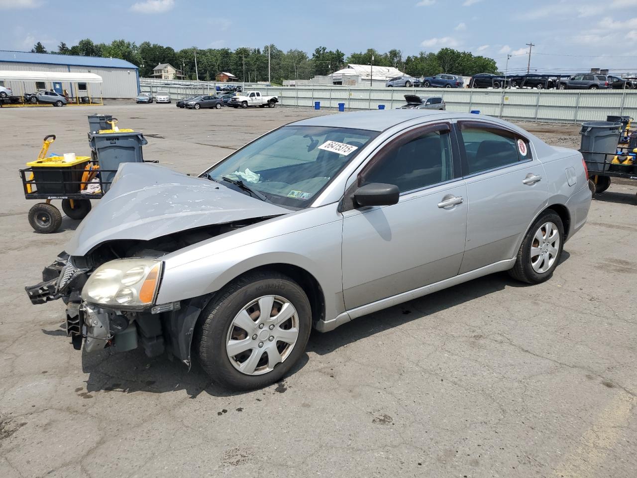 MITSUBISHI GALANT ES 2012