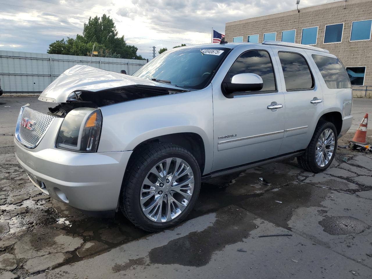 GMC YUKON DENA 2012