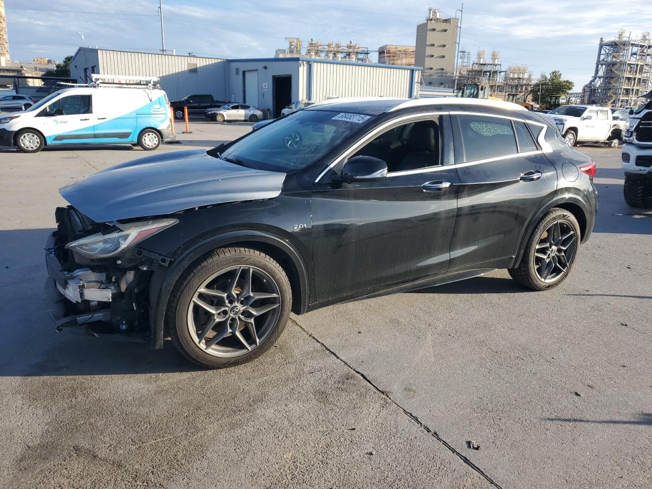 INFINITI QX30 BASE 2018