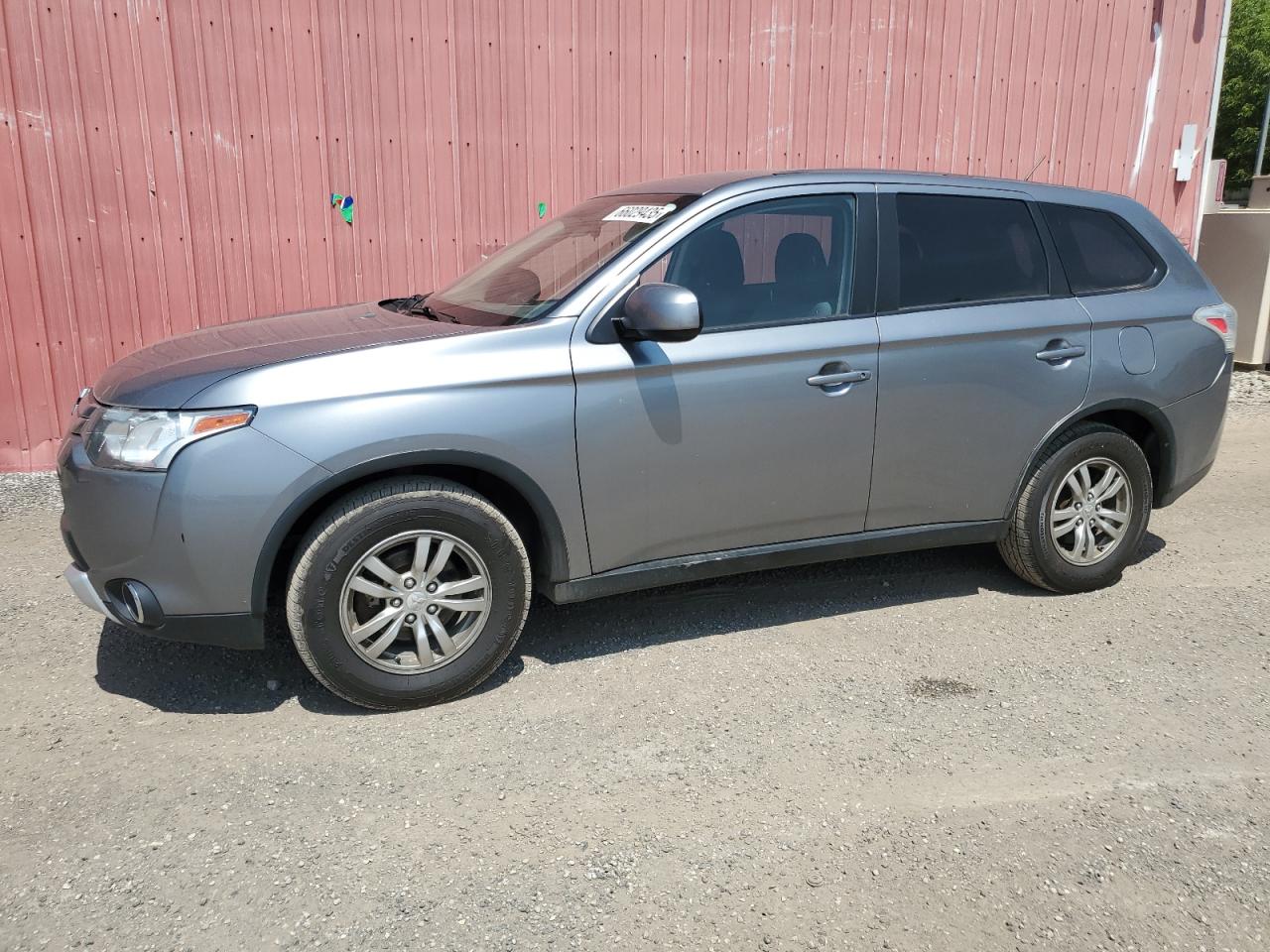 MITSUBISHI OUTLANDER 2015