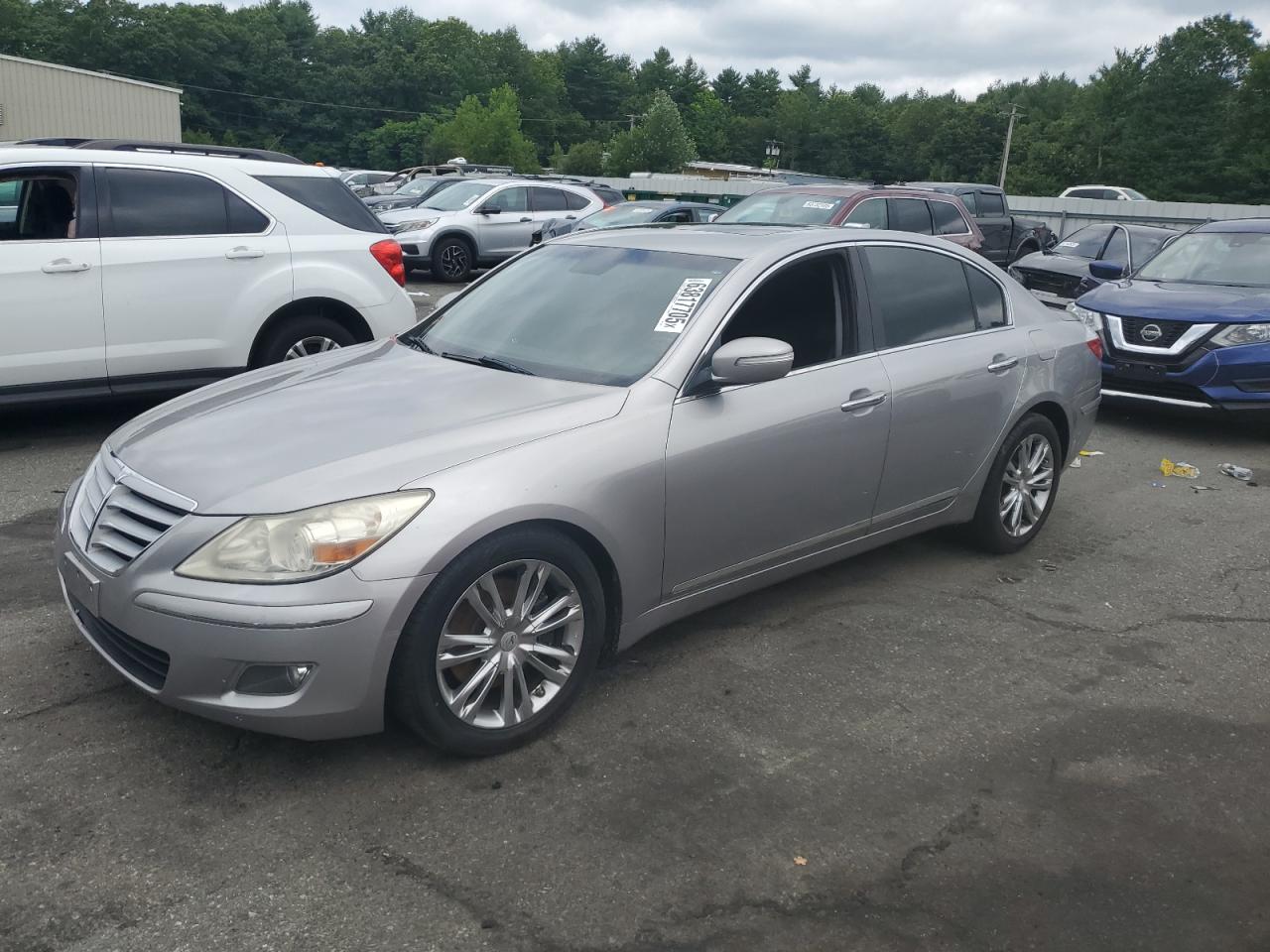 HYUNDAI GENESIS 4. 2010