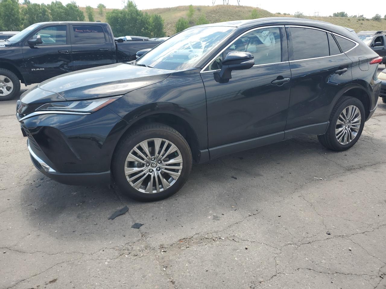 TOYOTA VENZA LE 2023