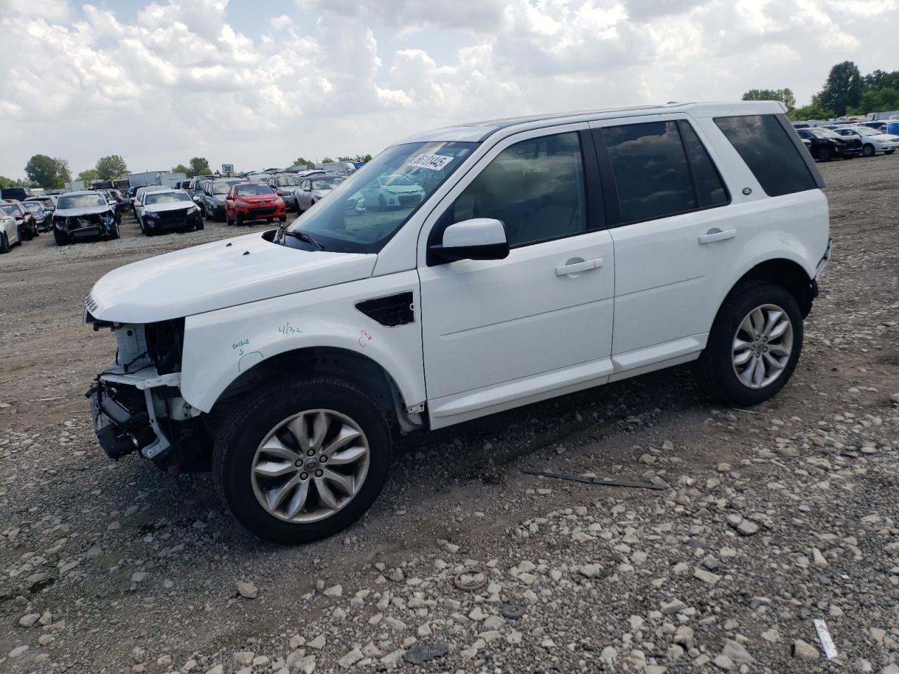 LAND ROVER LR2 HSE 2013