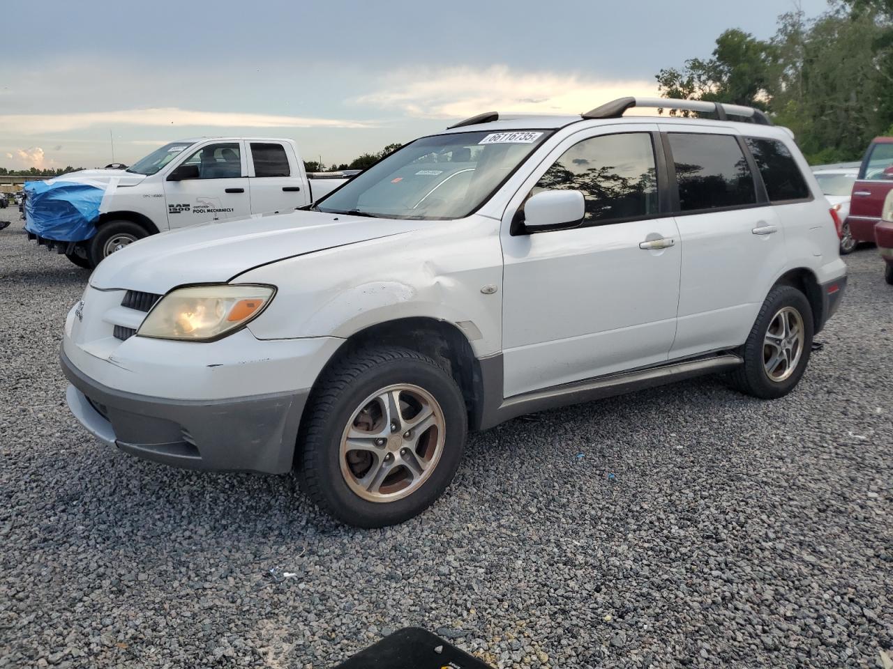 MITSUBISHI OUTLANDER 2005