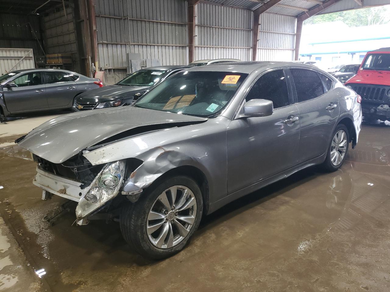 INFINITI M37 2012