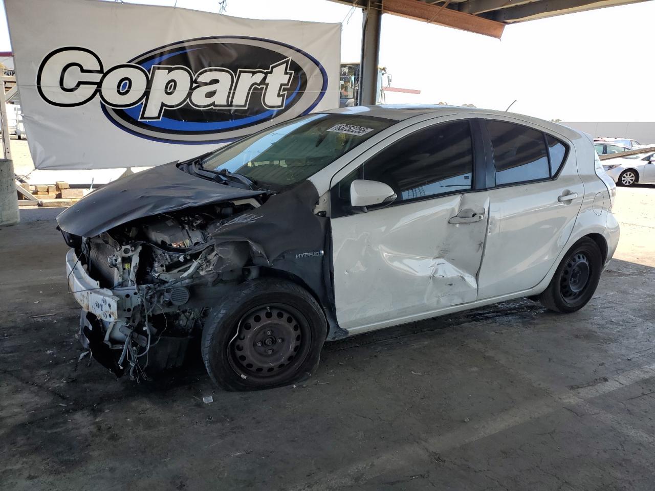 TOYOTA PRIUS C 2013