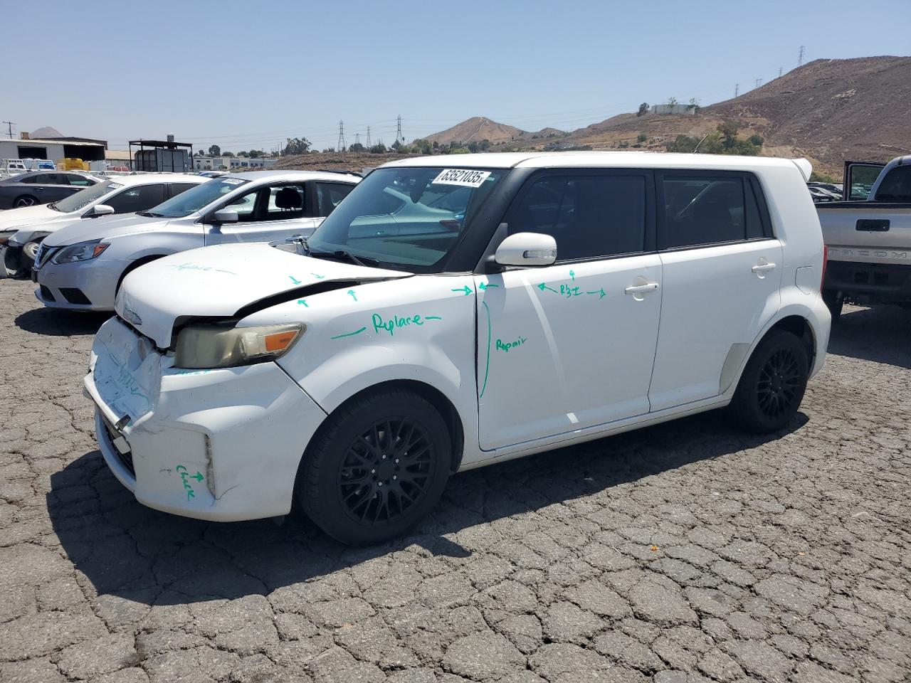 TOYOTA SCION XB 2013