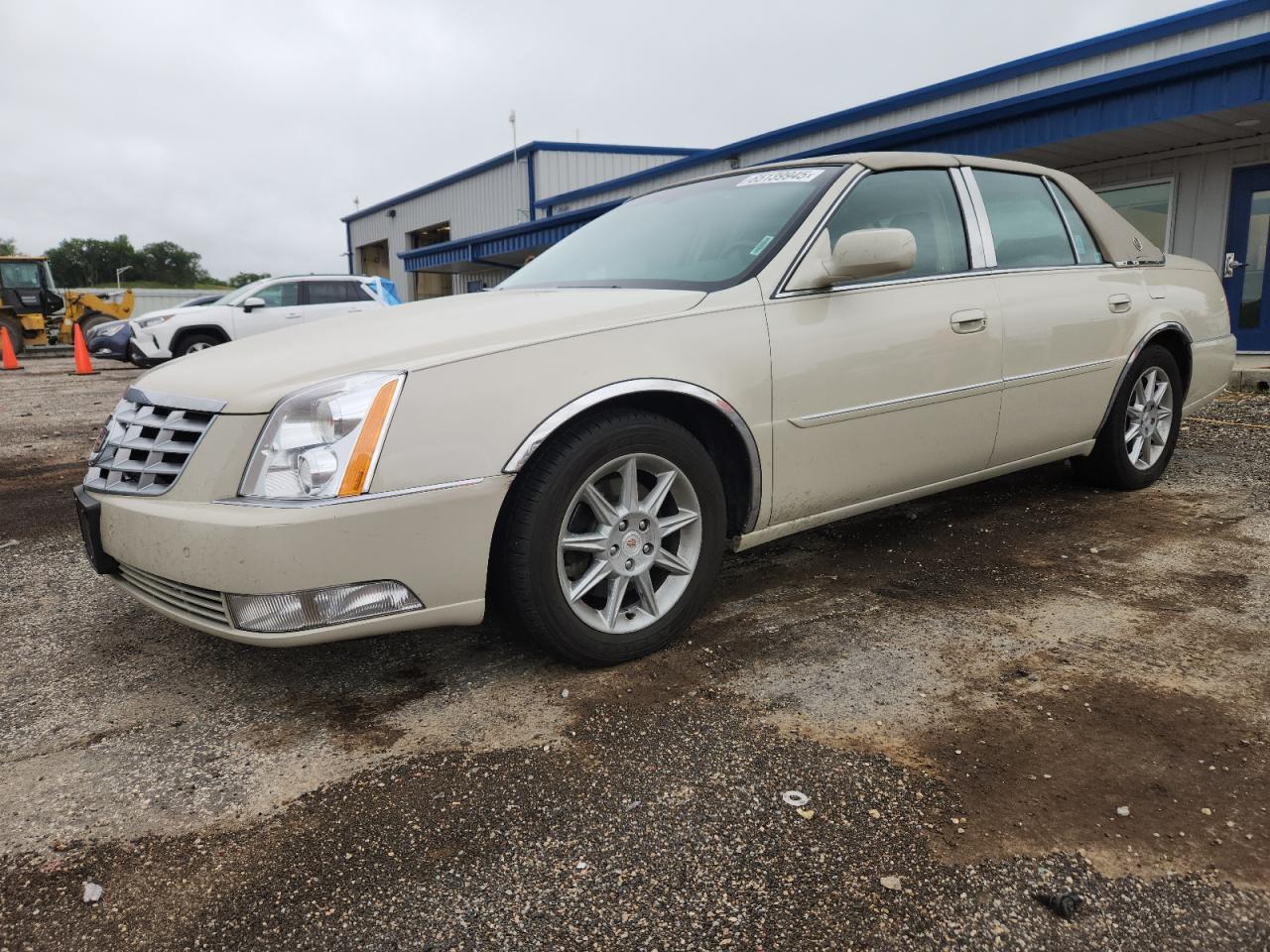 CADILLAC DTS 2011