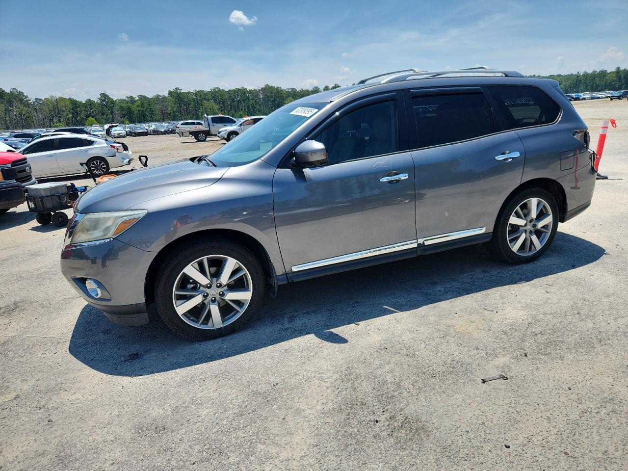 NISSAN PATHFINDER 2016