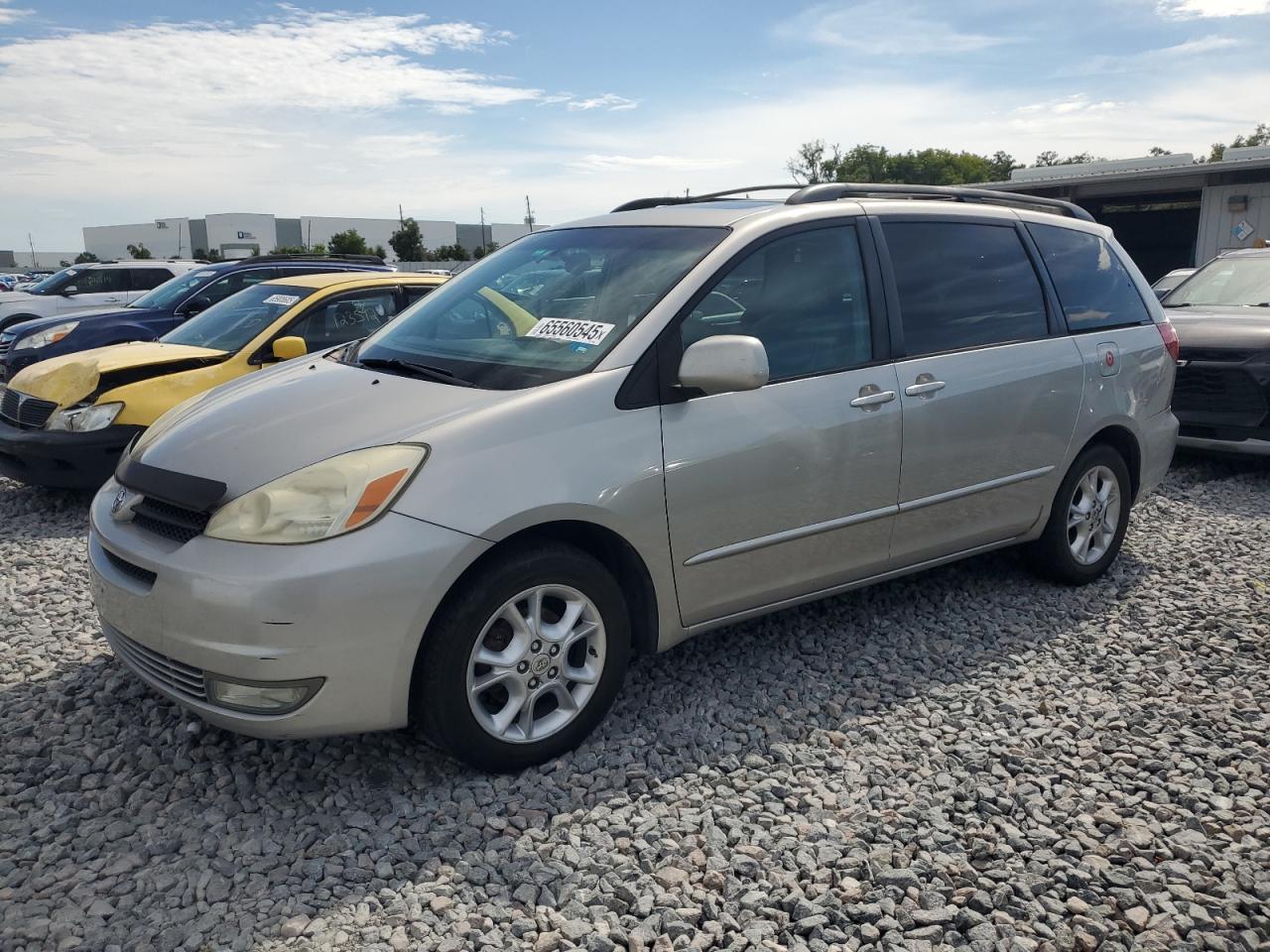 TOYOTA SIENNA XLE 2005