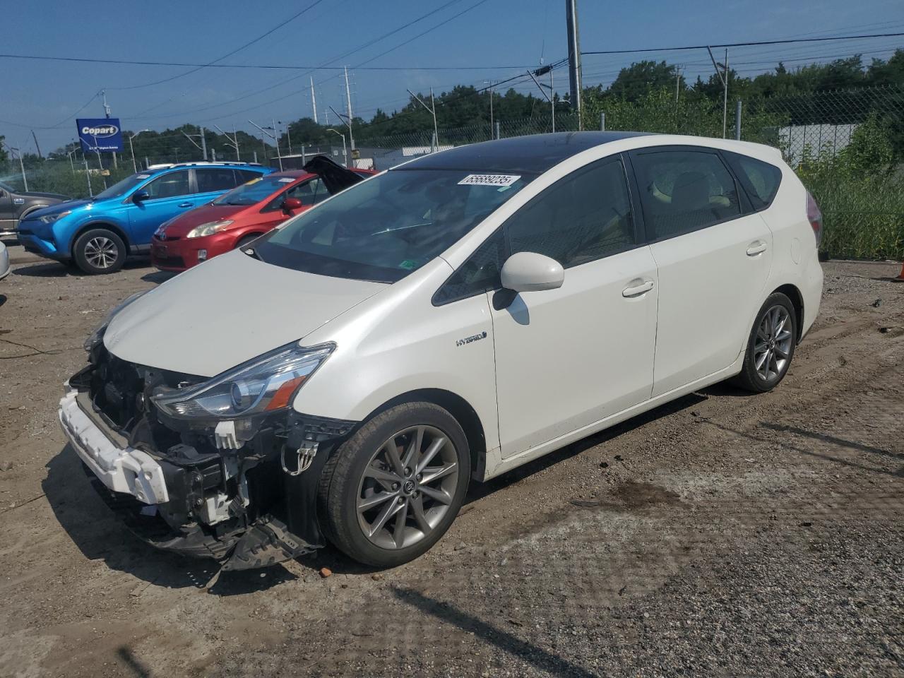 TOYOTA PRIUS V 2017