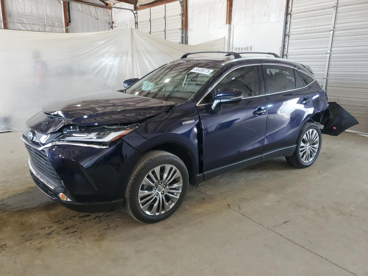 TOYOTA VENZA LE 2021