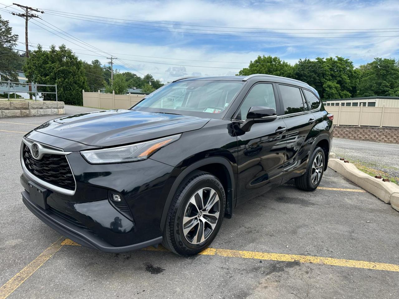 TOYOTA HIGHLANDER 2023