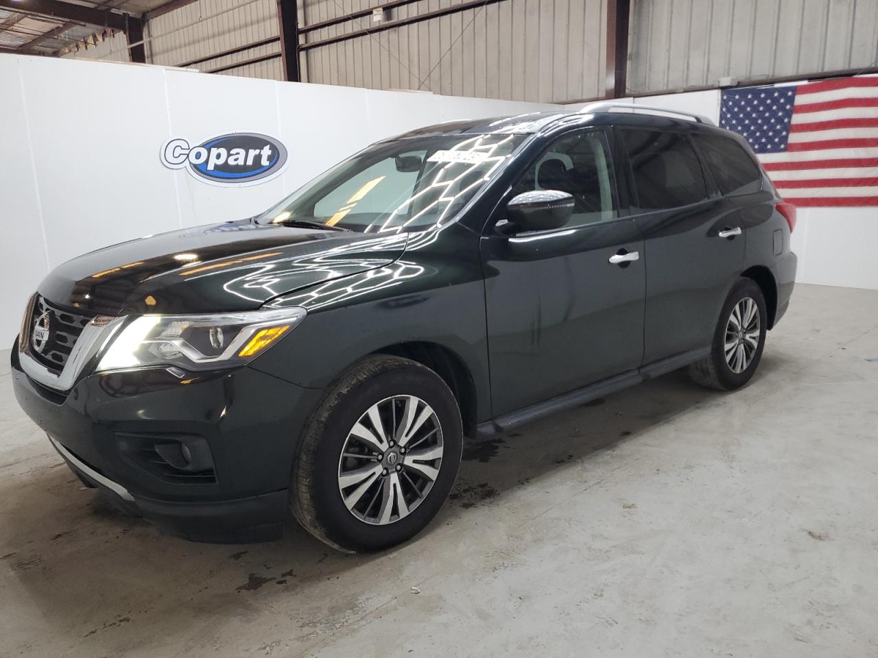 NISSAN PATHFINDER 2019