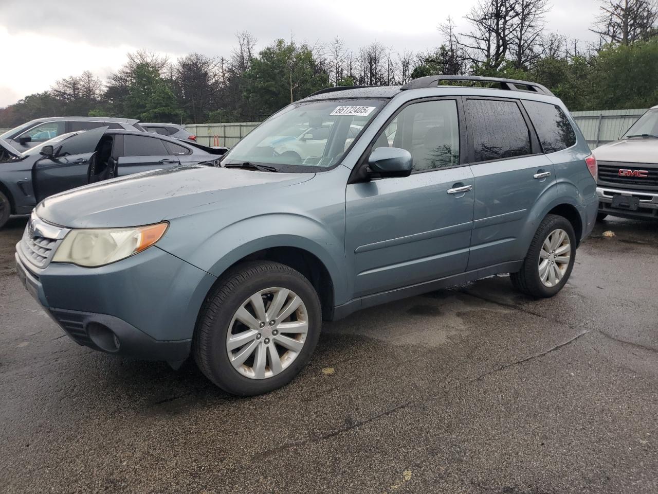 SUBARU FORESTER L 2011
