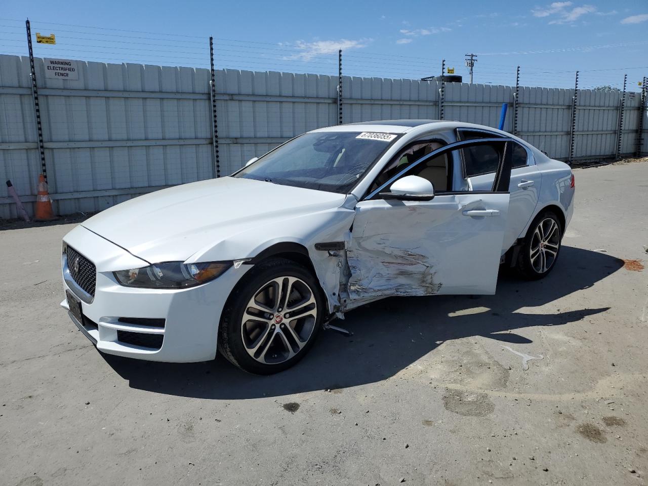 JAGUAR XE PREMIUM 2017