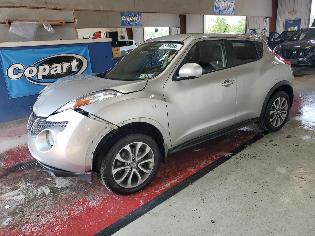 NISSAN JUKE S 2012