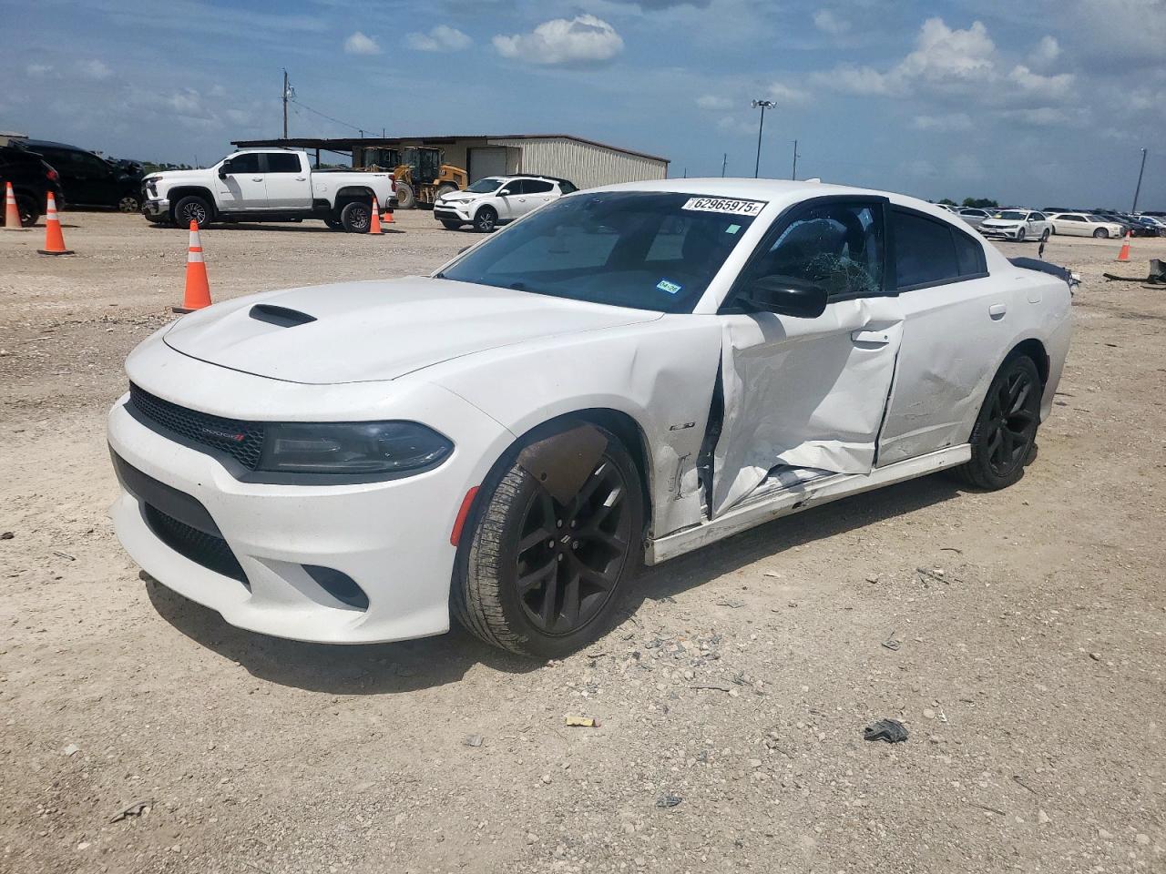 DODGE CHARGER R/ 2019