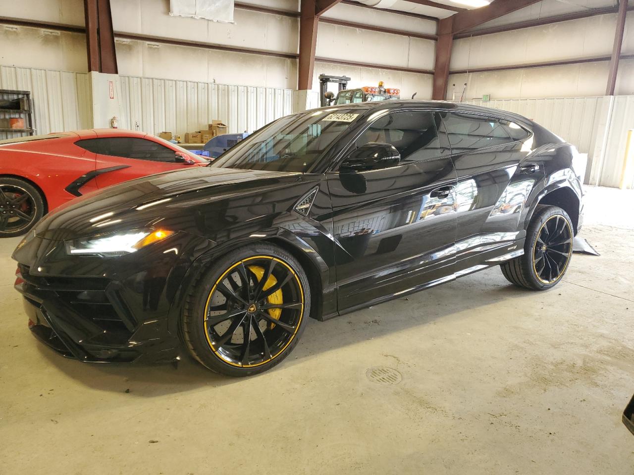 LAMBORGHINI URUS S 2024