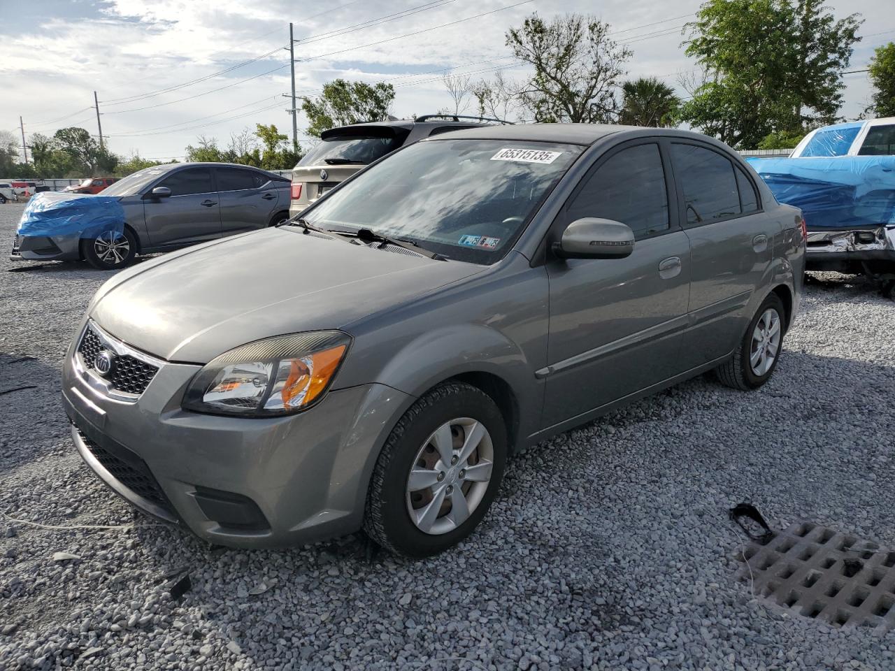 KIA RIO BASE 2011