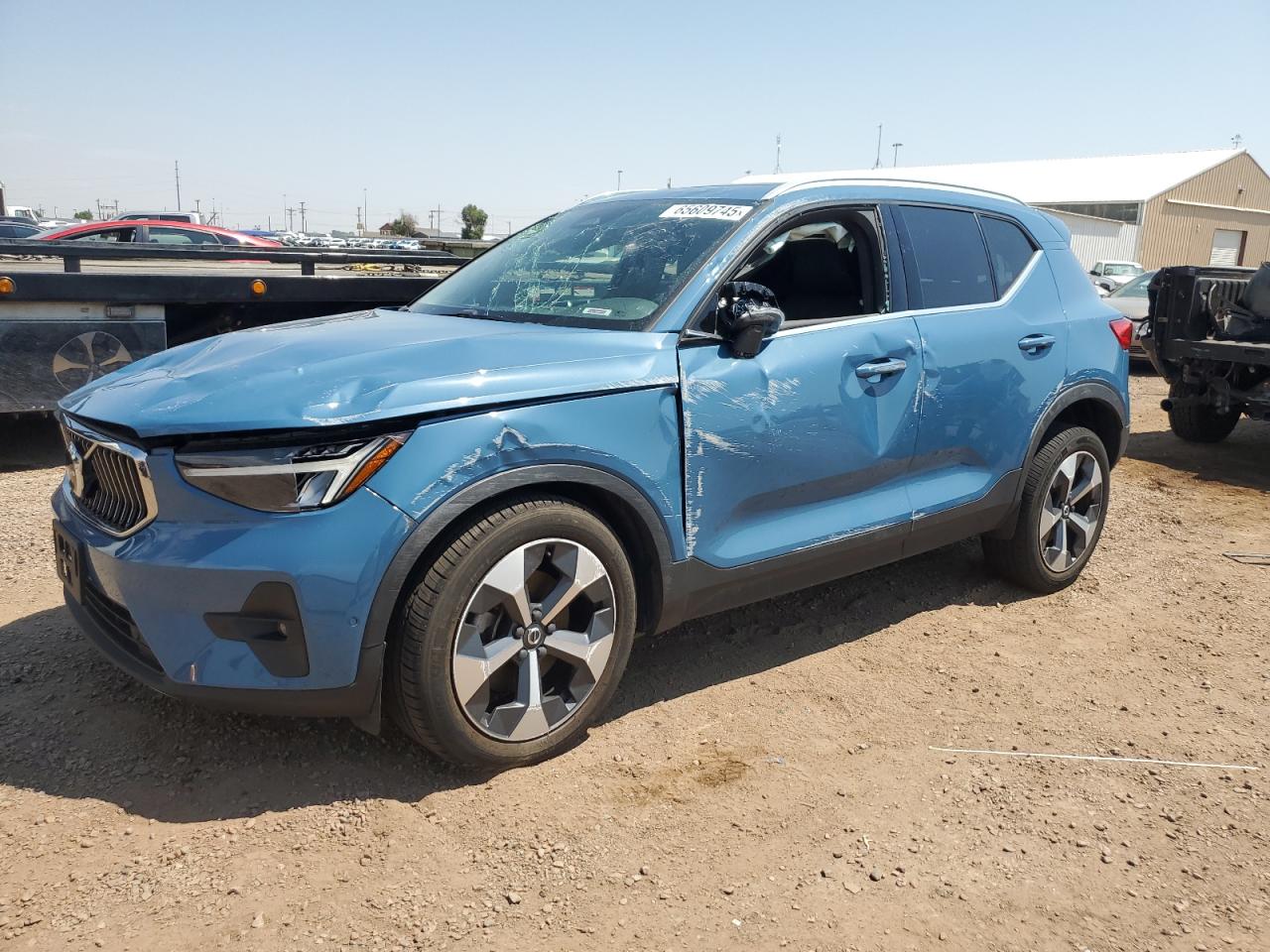 VOLVO XC40 PLUS 2023