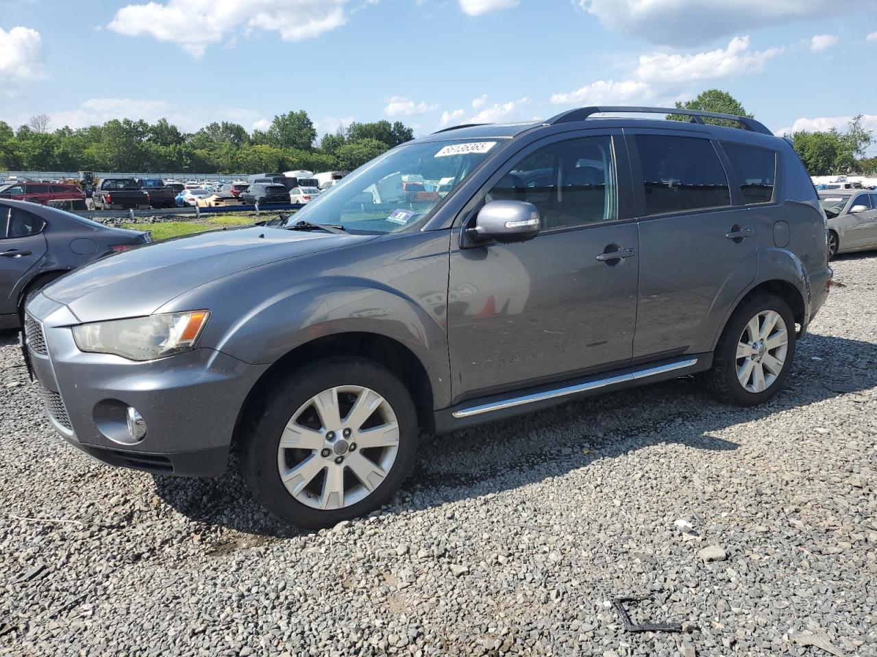MITSUBISHI OUTLANDER 2012