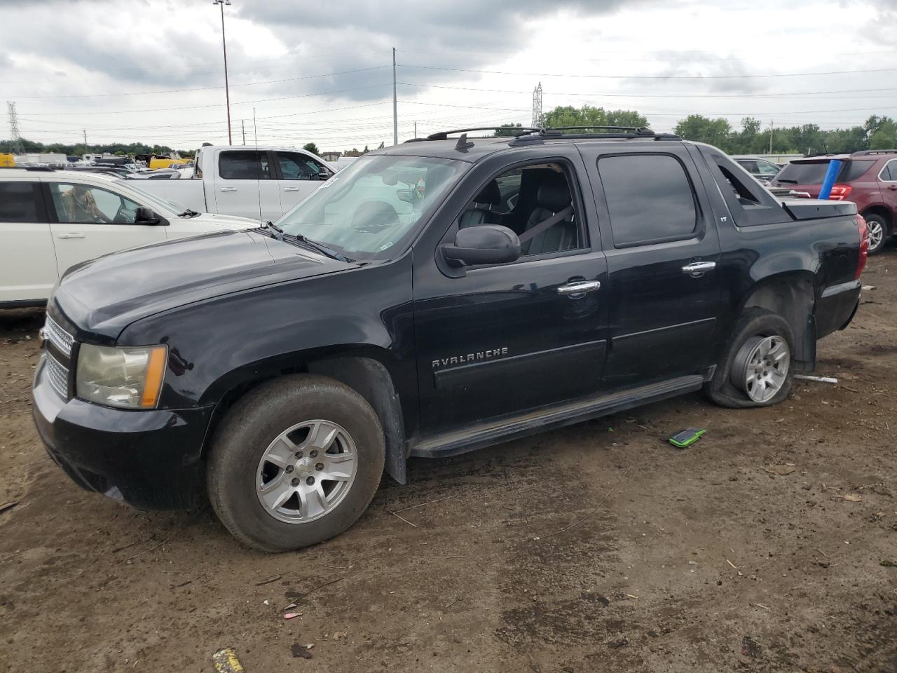 CHEVROLET AVALANCHE 2011