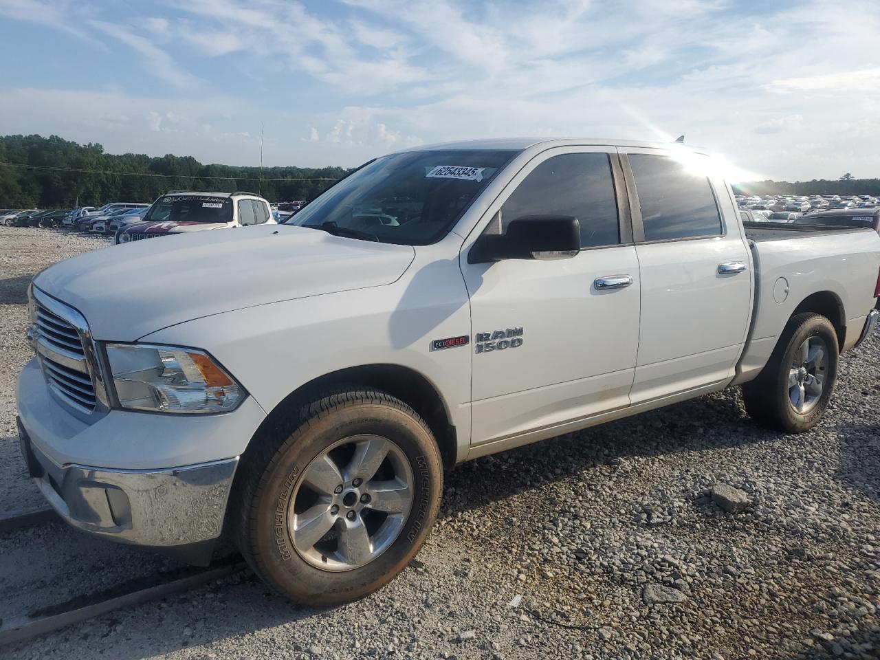 RAM 1500 SLT 2016