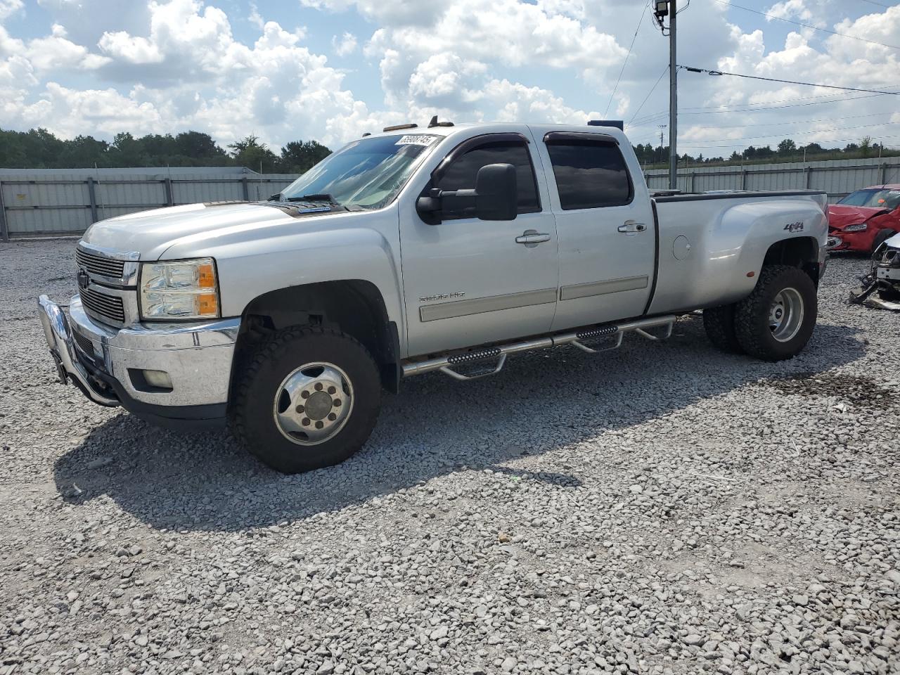 CHEVROLET SILVERADO 2013