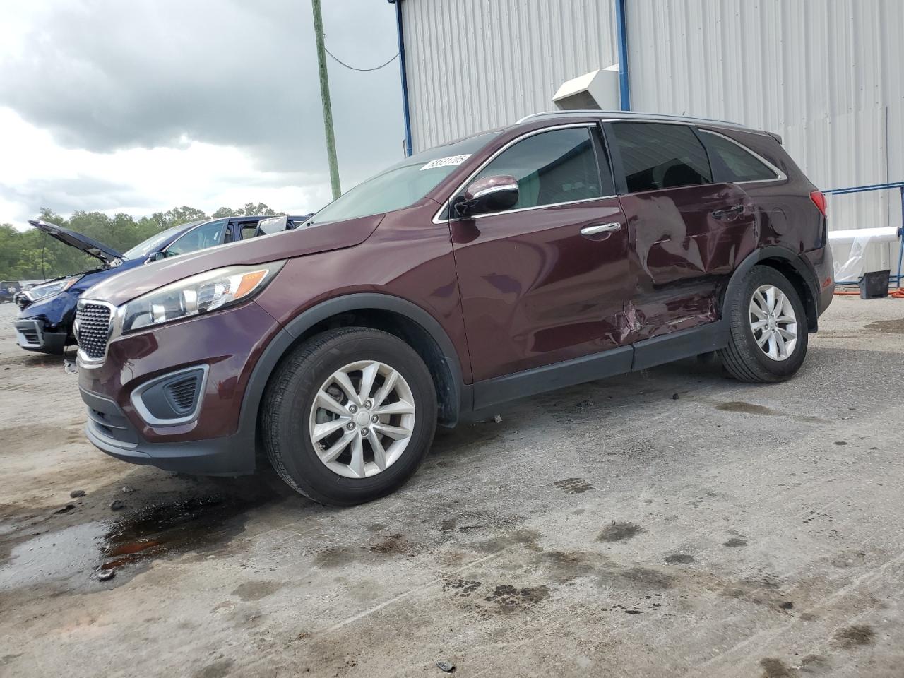 KIA SORENTO LX 2017