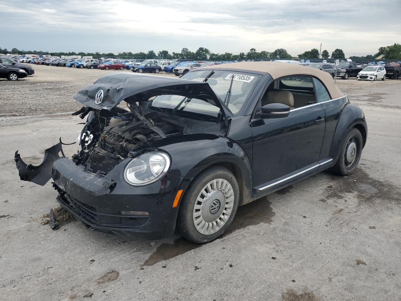 VOLKSWAGEN BEETLE 2013