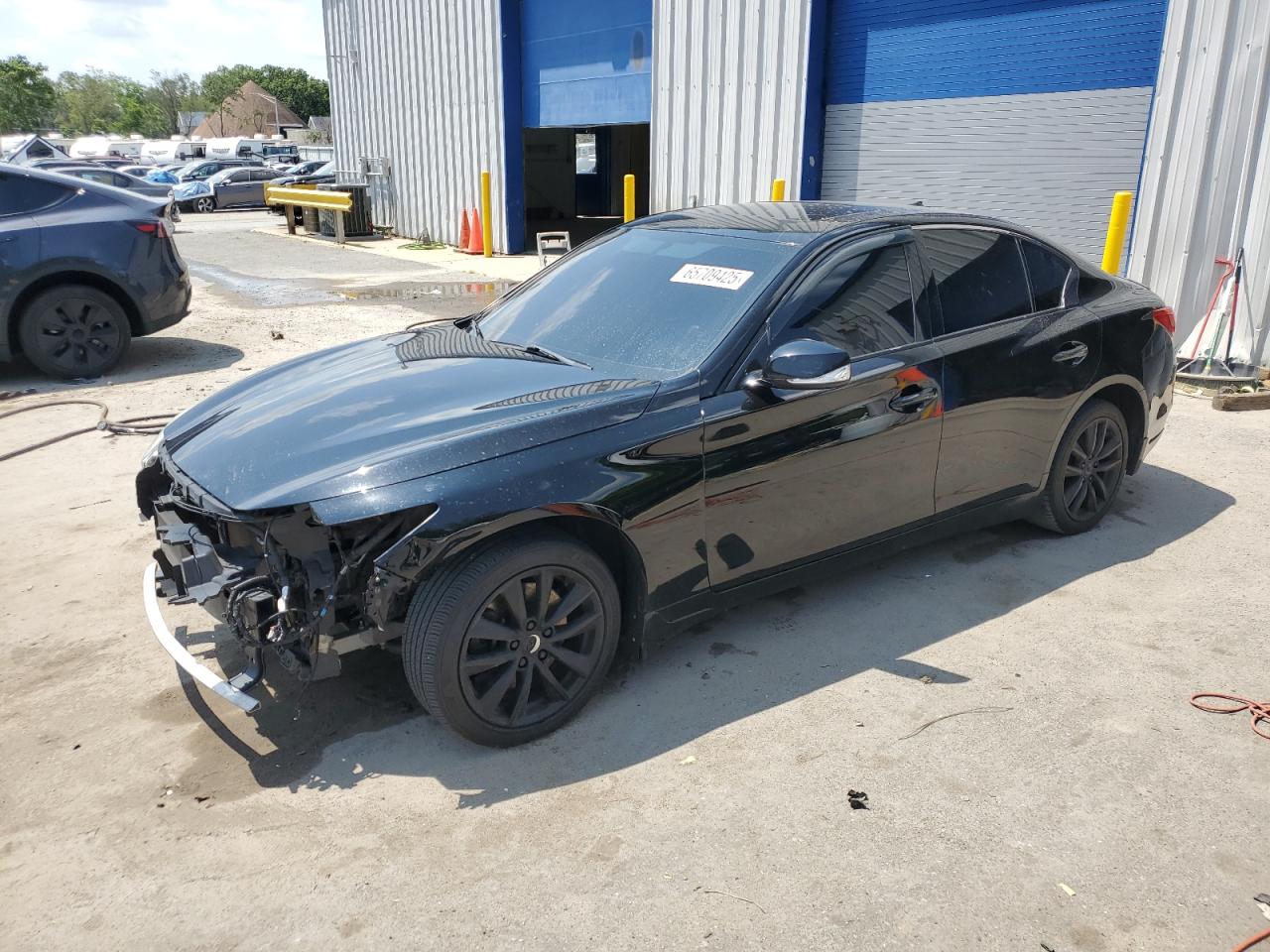 INFINITI Q50 2014