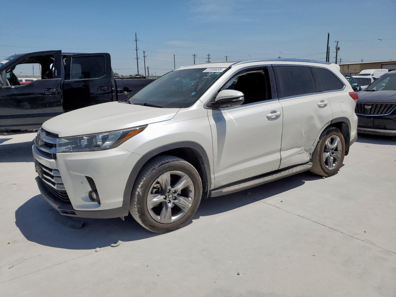 TOYOTA HIGHLANDER 2019