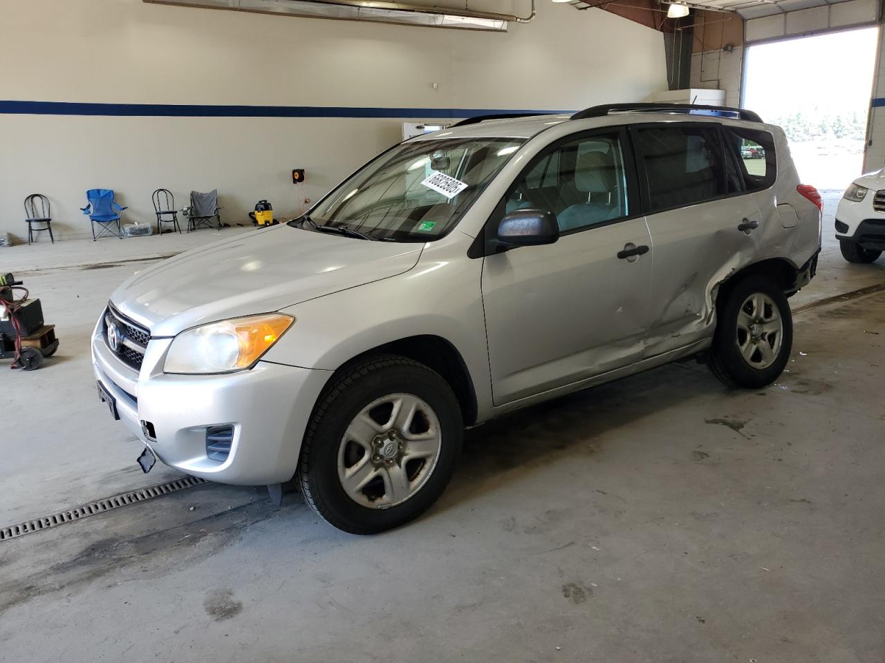 TOYOTA RAV4 2010