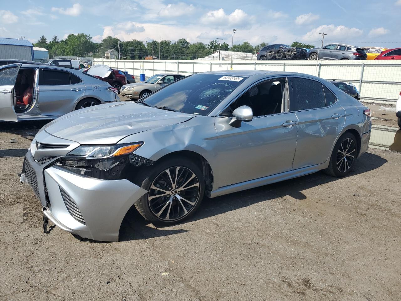 TOYOTA CAMRY SE 2020