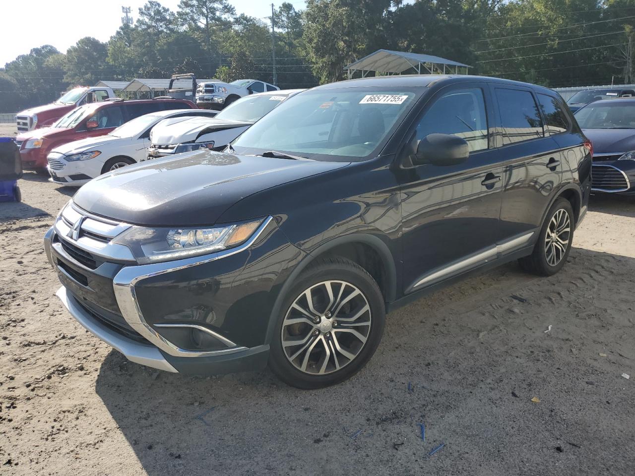MITSUBISHI OUTLANDER 2017