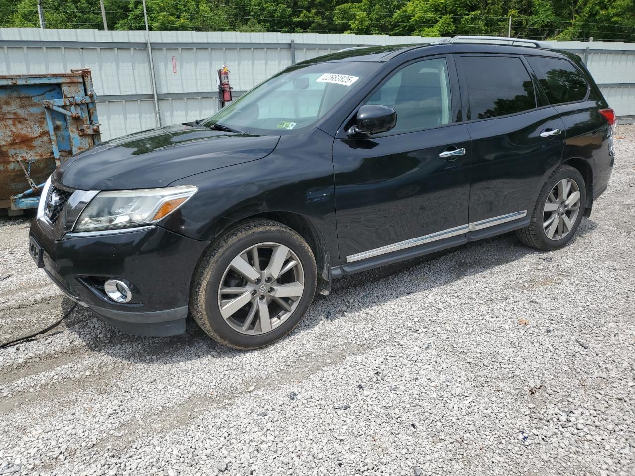 NISSAN PATHFINDER 2016