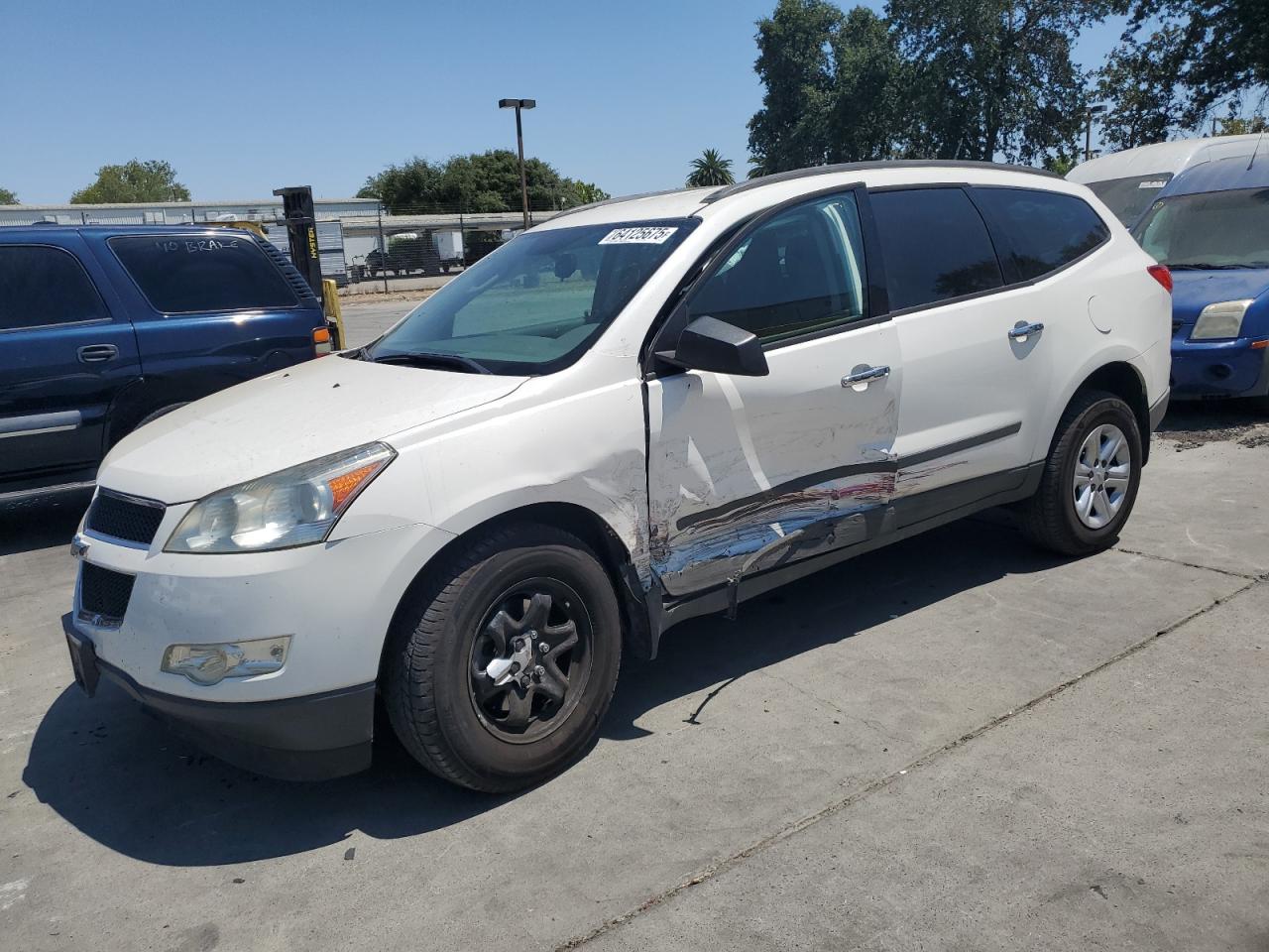 CHEVROLET TRAVERSE L 2011