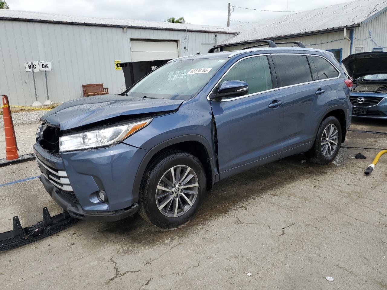 TOYOTA HIGHLANDER 2017