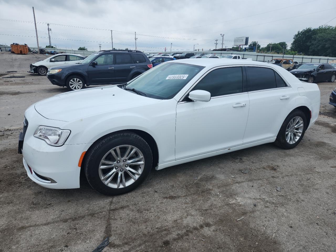 CHRYSLER 300 2017