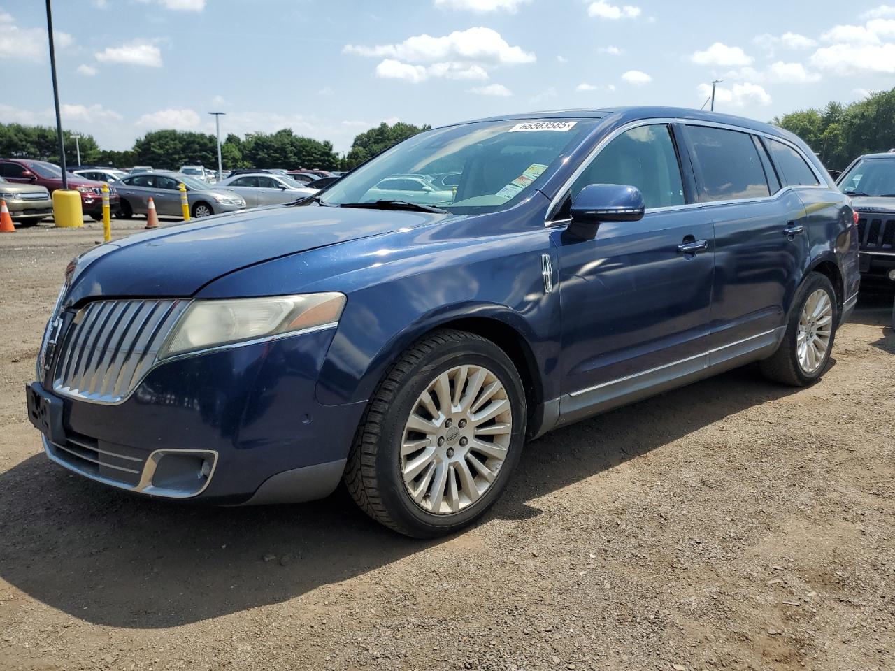 LINCOLN MKT 2012