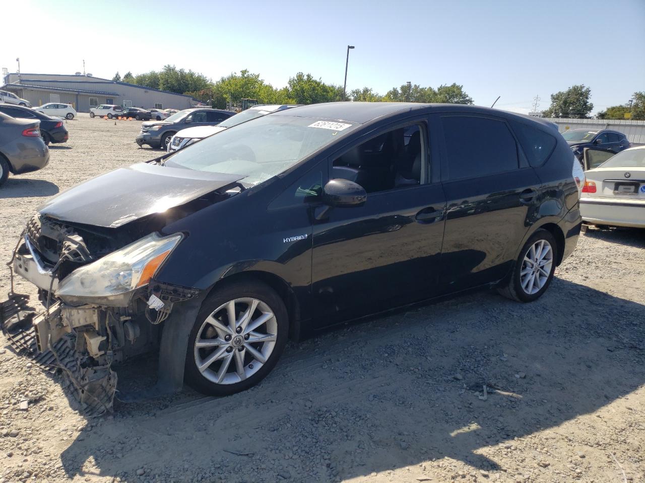 TOYOTA PRIUS V 2012